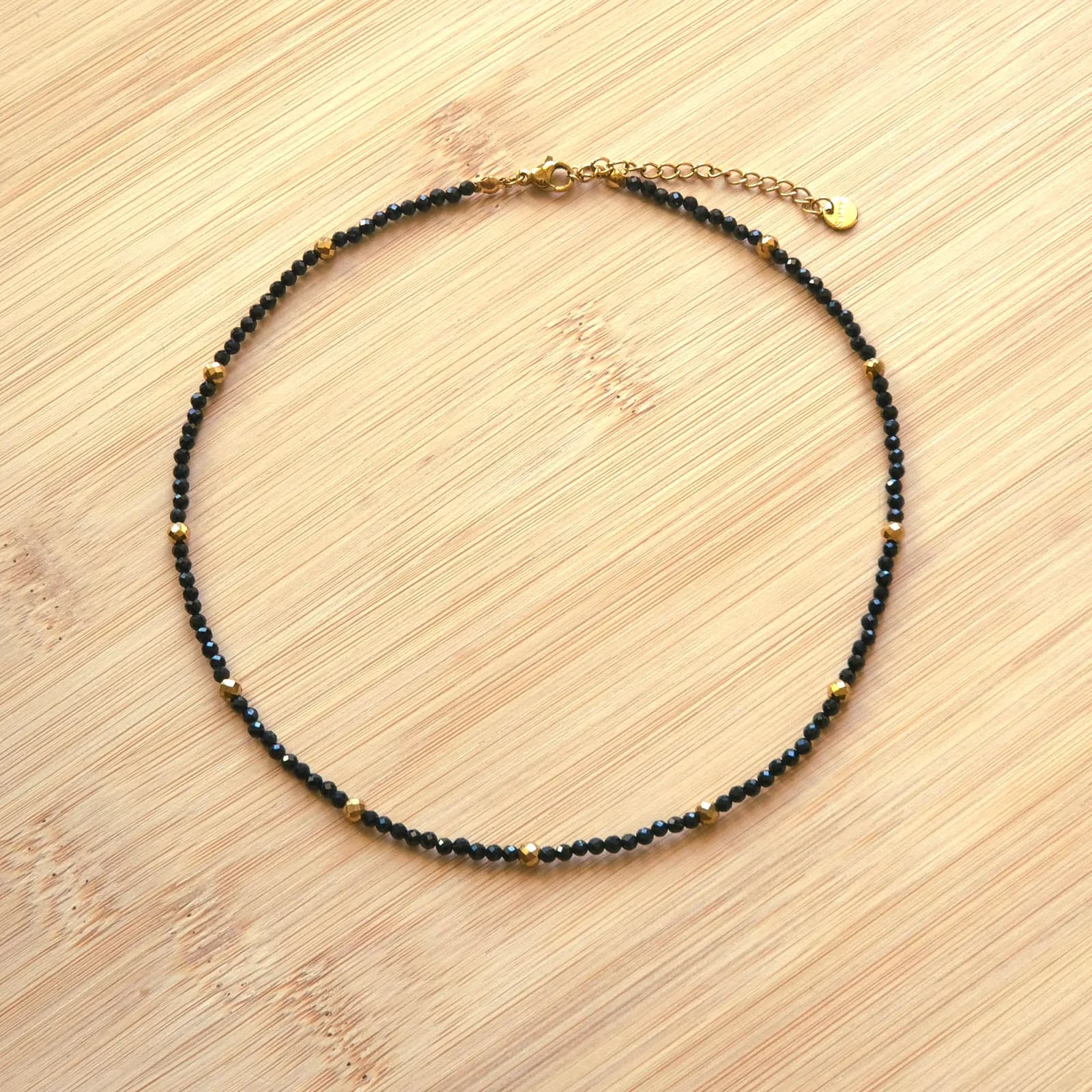 Choker · Turmalin i hematyt